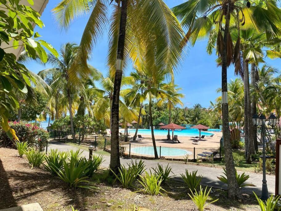Vue Exclusive Mer Et Volcan, Village Vacances Avec Plage Et Piscine, Les Gwadastudios サンタンヌ エクステリア 写真